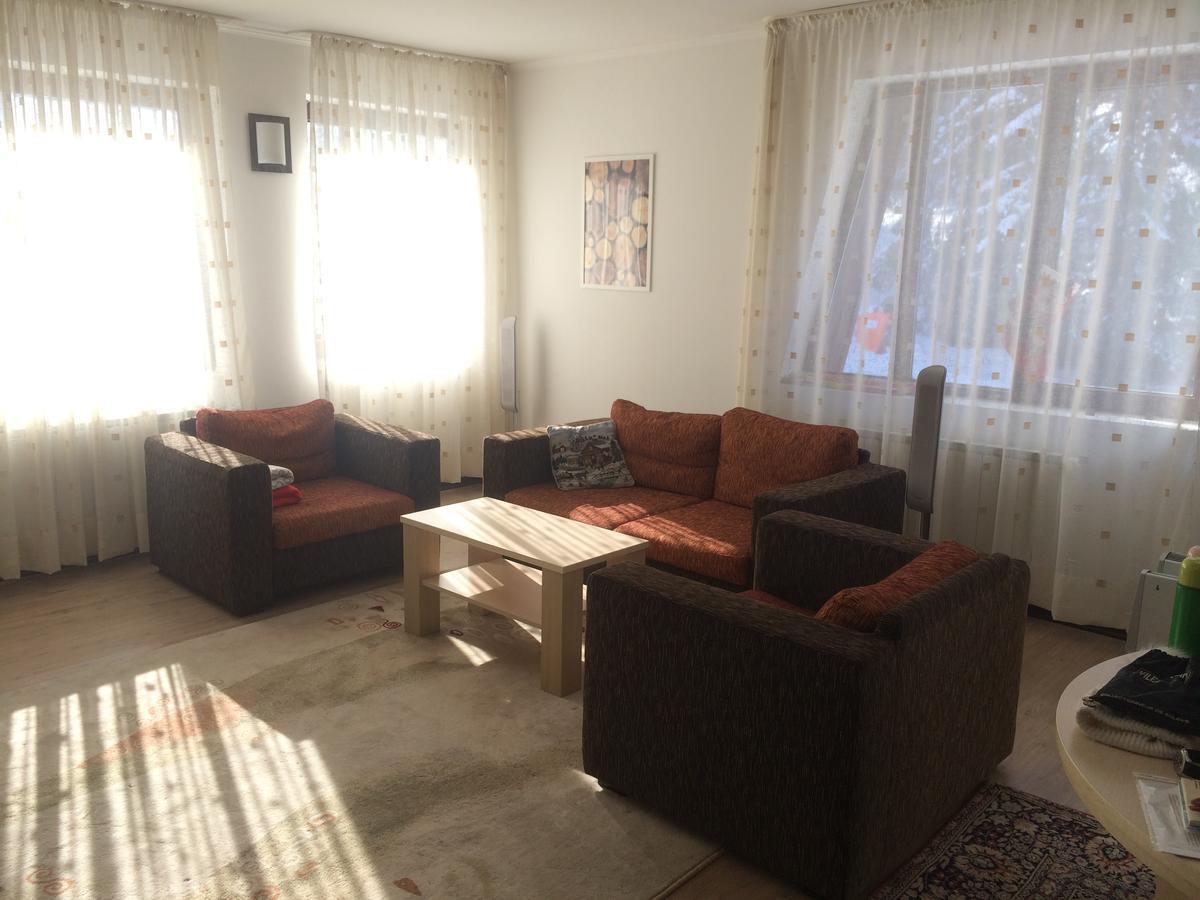 Stenata Huge Ski To Door Apartment Pamporovo Exterior photo